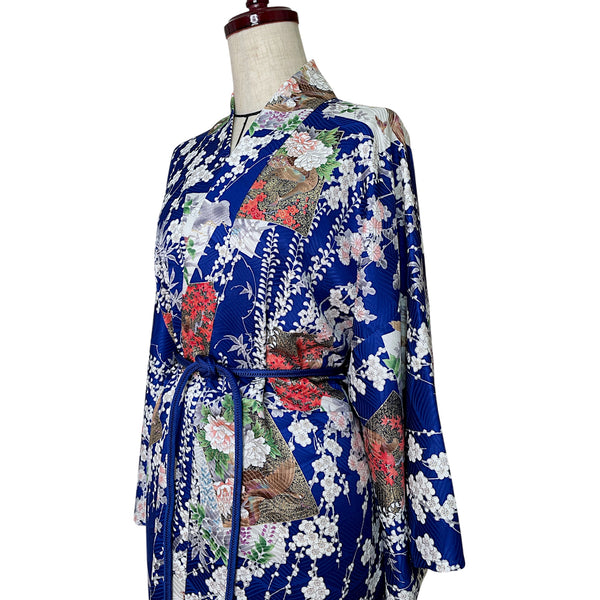 LIGHT KIMONO | Kimono Jacket, Silk Robe, Fashion | Keiko Tagai