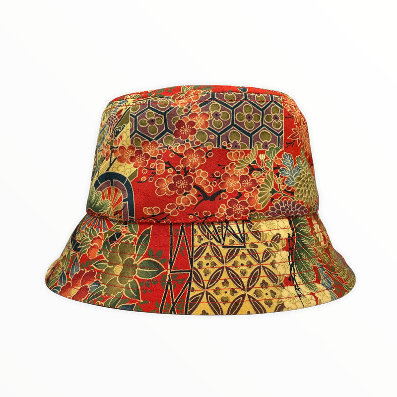 KIMONO HAT | 着物リメイクバケットハット, 和洋折衷帽子 | Keiko Tagai